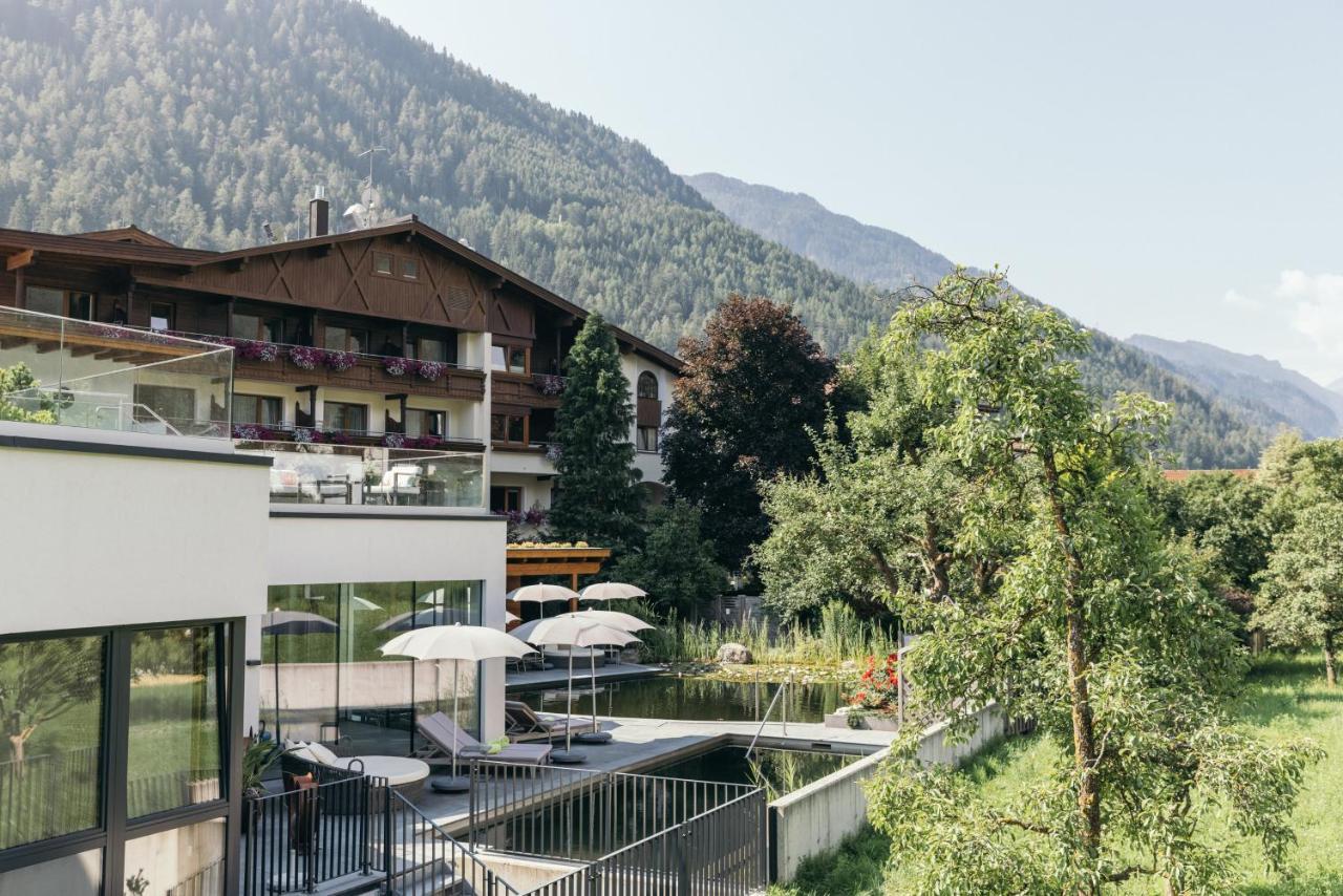 Gartenhotel Linde 4 Sterne Superior Ried im Oberinntal Ngoại thất bức ảnh